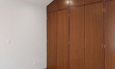 Casa en Renta en Puerta de Hierro dentro de Condominio