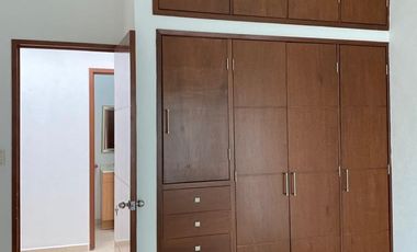 CASA EN VENTA EN FRACCIONAMIENTO LOMAS DE COCOYOC MORELOS