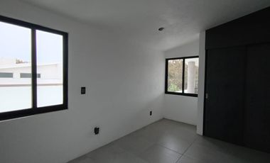 CASA EN VENTA EN FRACCIONAMIENTO LOMAS DE COCOYOC MORELOS