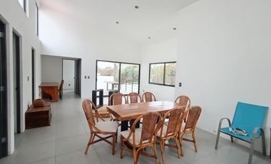 CASA EN VENTA EN FRACCIONAMIENTO LOMAS DE COCOYOC MORELOS