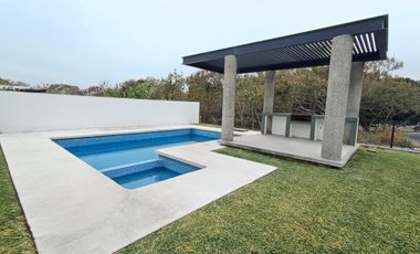 CASA EN VENTA EN FRACCIONAMIENTO LOMAS DE COCOYOC MORELOS