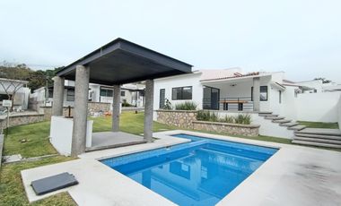 CASA EN VENTA EN FRACCIONAMIENTO LOMAS DE COCOYOC MORELOS