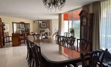 EXCELENTE CASA EN VENTA CON 4 RECAMARAS Y VIGILANCIA 24 HRS. EN CUERNAVACA, MORELOS.