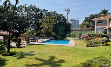 EXCELENTE CASA EN VENTA CON 4 RECAMARAS Y VIGILANCIA 24 HRS. EN CUERNAVACA, MORELOS.