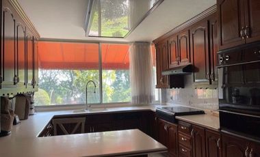 EXCELENTE CASA EN VENTA CON 4 RECAMARAS Y VIGILANCIA 24 HRS. EN CUERNAVACA, MORELOS.