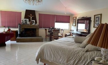EXCELENTE CASA EN VENTA CON 4 RECAMARAS Y VIGILANCIA 24 HRS. EN CUERNAVACA, MORELOS.