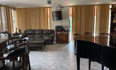 EXCELENTE CASA EN VENTA CON 4 RECAMARAS Y VIGILANCIA 24 HRS. EN CUERNAVACA, MORELOS.