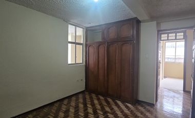 DEPARTAMENTOS Y LOCALES COMERCIALES