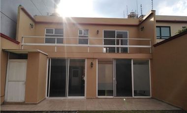 RENTA DE CASA PARA OFICINAS O HABITACIONAL.