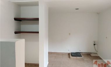 RENTA DE CASA PARA OFICINAS O HABITACIONAL.