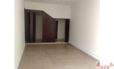 RENTA DE CASA PARA OFICINAS O HABITACIONAL.