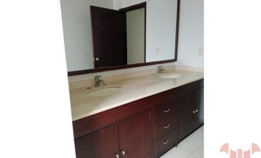 RENTA DE CASA PARA OFICINAS O HABITACIONAL.