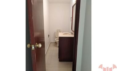 RENTA DE CASA PARA OFICINAS O HABITACIONAL.