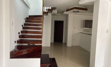 HERMOSA CASA EN VENTA URBANIZADA, Portoviejo.
