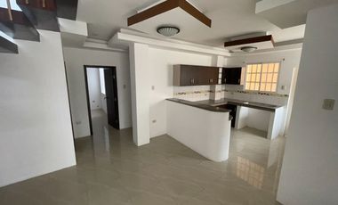 HERMOSA CASA EN VENTA URBANIZADA, Portoviejo.