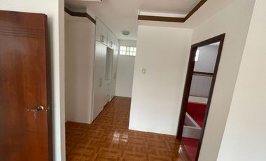 HERMOSA CASA EN VENTA URBANIZADA, Portoviejo.