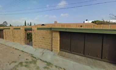 HERMOSA CASA EN VENTA DE REMATE CON ALBERCA EN SAN LUIS POTOSI