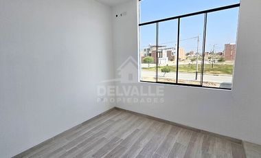 Se Vende Casa de Estreno en Alameda Country Club