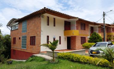 VENTA CASA EN SANTUARIO (ANTIOQUIA)