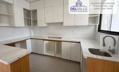 VENTA Hermosa Casa - Miraflores Country Club.