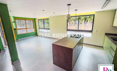 🏡 Hermosa Casa Esquinera en Venta