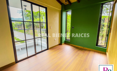 🏡 Hermosa Casa Esquinera en Venta