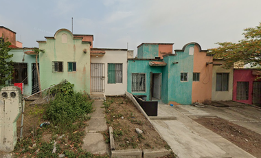 CASA DE RECUPERACION BANCARIA UBICADA EN PASEO DE TLACOTALPAN, PALMA REAL, VERACRUZ. ¡NO SE ACEPTAN CRÉDITOS!