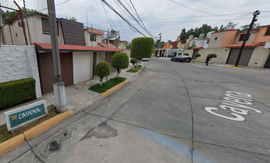 HERMOSA CASA EN REMATE, VALLE DORADO, TLALNEPANTLA, MÉXICO.