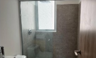 HERMOSA CASA EN REMATE, VALLE DORADO, TLALNEPANTLA, MÉXICO.