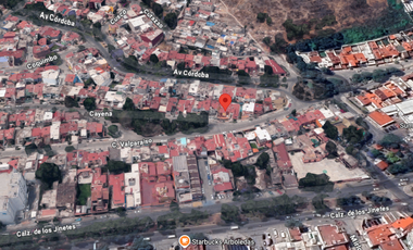 HERMOSA CASA EN REMATE, VALLE DORADO, TLALNEPANTLA, MÉXICO.