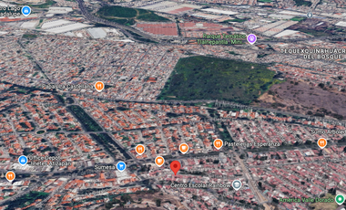 HERMOSA CASA EN REMATE, VALLE DORADO, TLALNEPANTLA, MÉXICO.