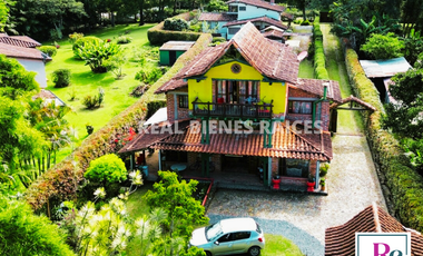 🏡 HERMOSO CHALET EN LA CEJA, SECTOR EL TAMBO