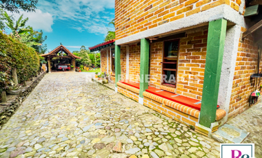 🏡 HERMOSO CHALET EN LA CEJA, SECTOR EL TAMBO