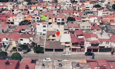 HERMOSA CASA EN REMATE, HAB. BOSQUES DE MÉXICO, TLALNEPANTLA. MÉXICO.