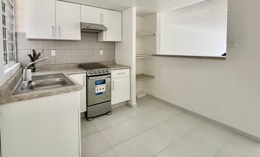 Renta casa en Condominio