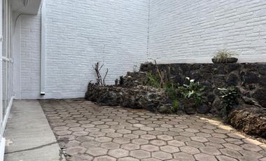 Renta casa en Condominio