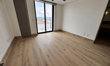 CUMBRES DEL LAGO-Rento pb con jardin 3 recamaras 2 baños 2 cocheras techadas