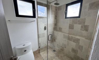CUMBRES DEL LAGO-Rento pb con jardin 3 recamaras 2 baños 2 cocheras techadas
