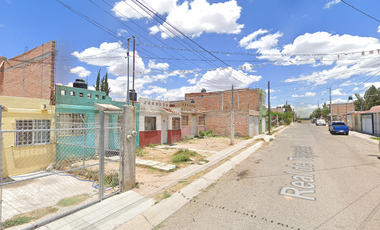 Casa en venta ¡REMATE BANCARIO! -Real de Tepezalá, Fraccionamiento Santa Isabel, Panamericano, Aguascalientes.