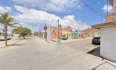 Casa en venta ¡REMATE BANCARIO! -Real de Tepezalá, Fraccionamiento Santa Isabel, Panamericano, Aguascalientes.