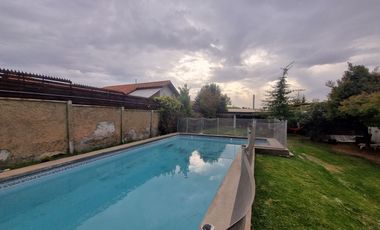 VENDE CASA EN SECTOR NOGALES DE MACHALI RANCAGUA