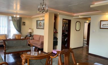 Venta Casa Rentera esquinera sector Miraflores