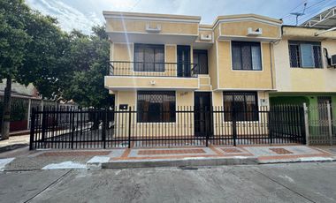 ARRIENDO CASA BARRIO LOS GUADUALES