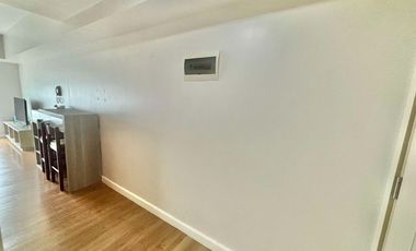 FOR RENT - ELEGANT STUDIO WITH PARKING IN SOLINEA TOWER 3 (LAZULI), AYALA CEBU. FURNISHED.