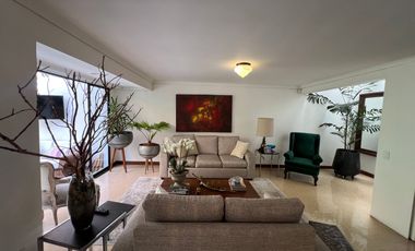 VENDO CASA EN UNIDAD CERRADA EN CASTROPOL- MEDELLIN-EL POBLADO