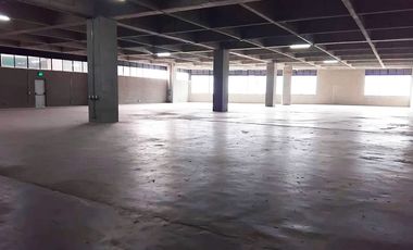 Bodega en arriendo en el sector Copacabana