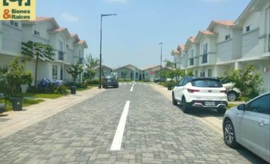 Alquiler Urb. Casa Laguna (Oasis)