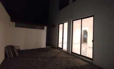NUEVA Moderna y funcional casa en renta en Zen Life I, 3 REC, 2.5 BAÑOS