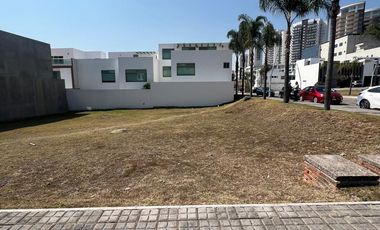 Lote en venta sobre Blvd. América, en Lomas de Angelópolis, enfrente de SONATA