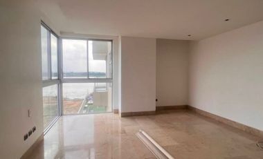 Departamento en venta con vista al Ríos, Guayaquil Tennis Club - Samborondón